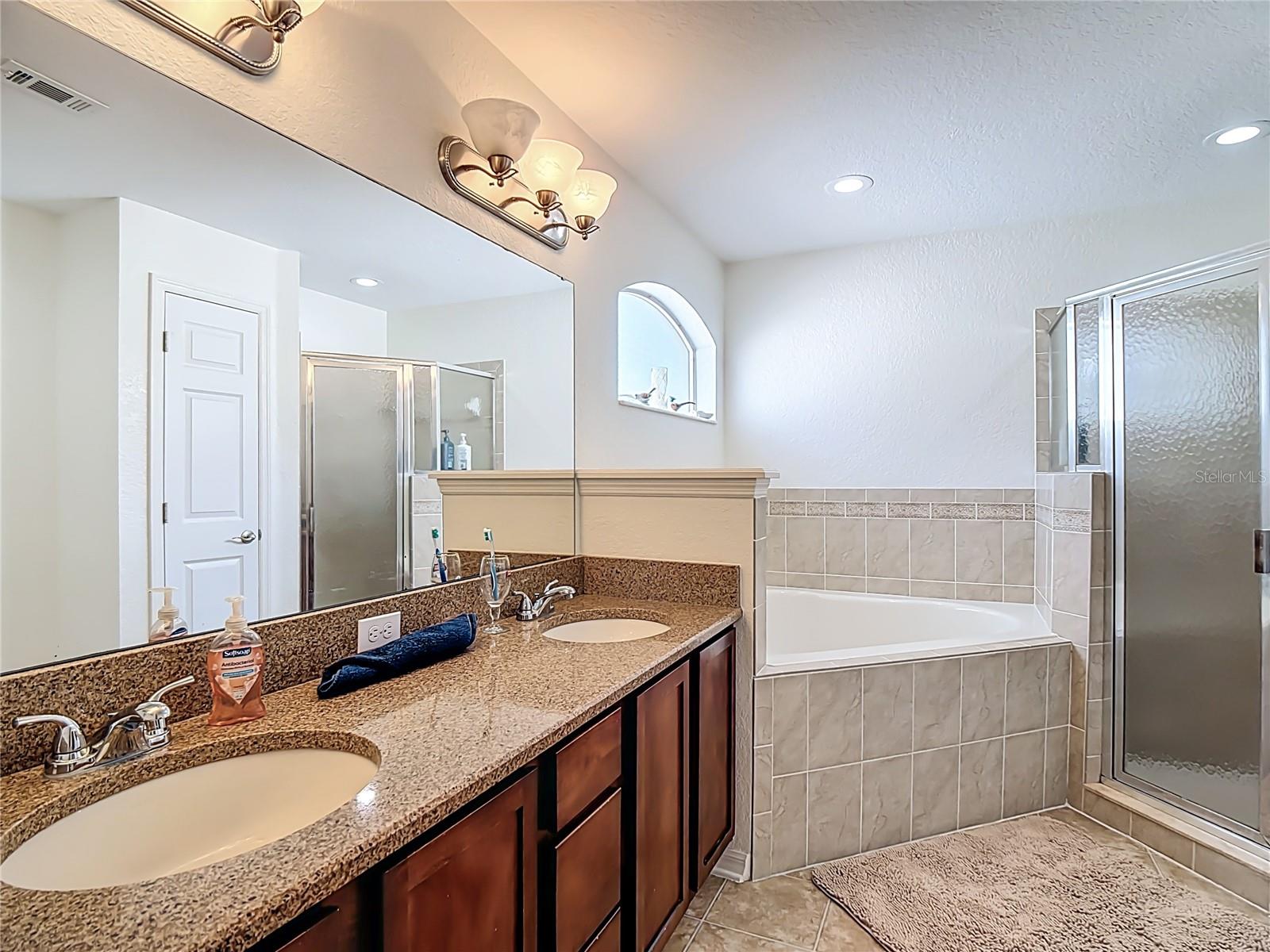 Image 29 of 58 For 2249 Country Manor Street