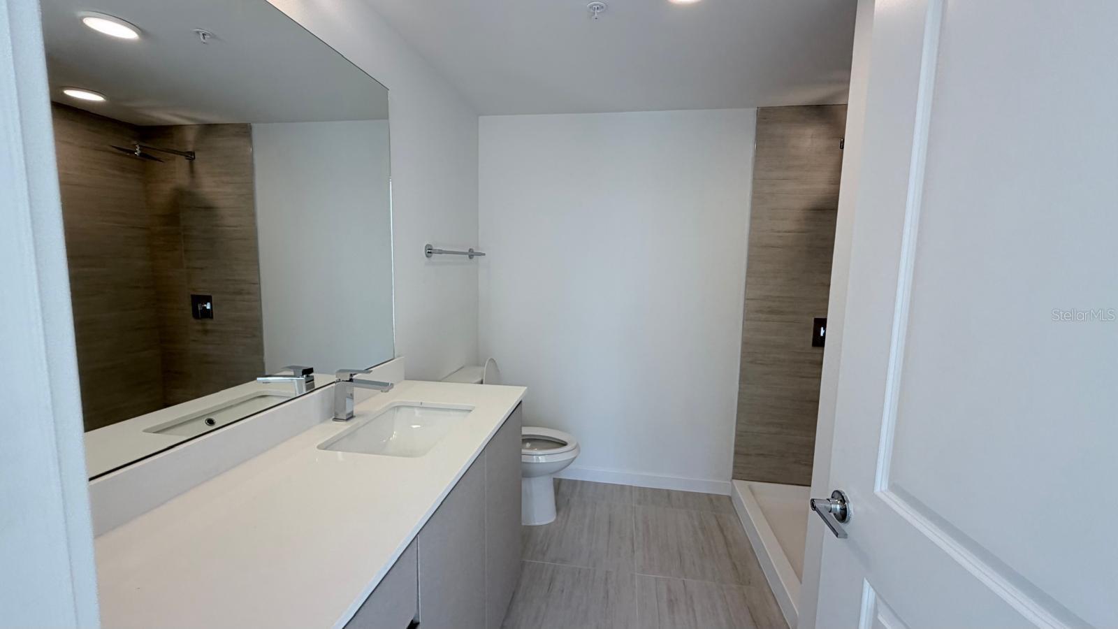 Image 29 of 37 For 5587 Millenia Park Blvd  210