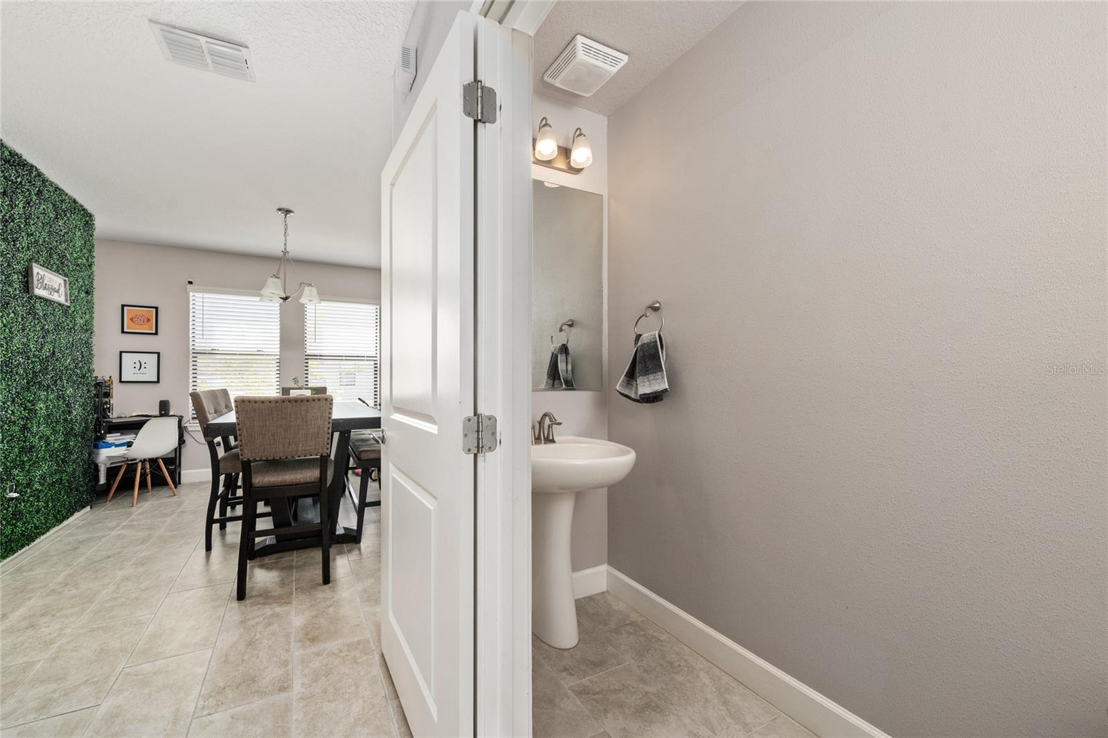 Image 8 of 39 For 4744 Terra Esmeralda Drive