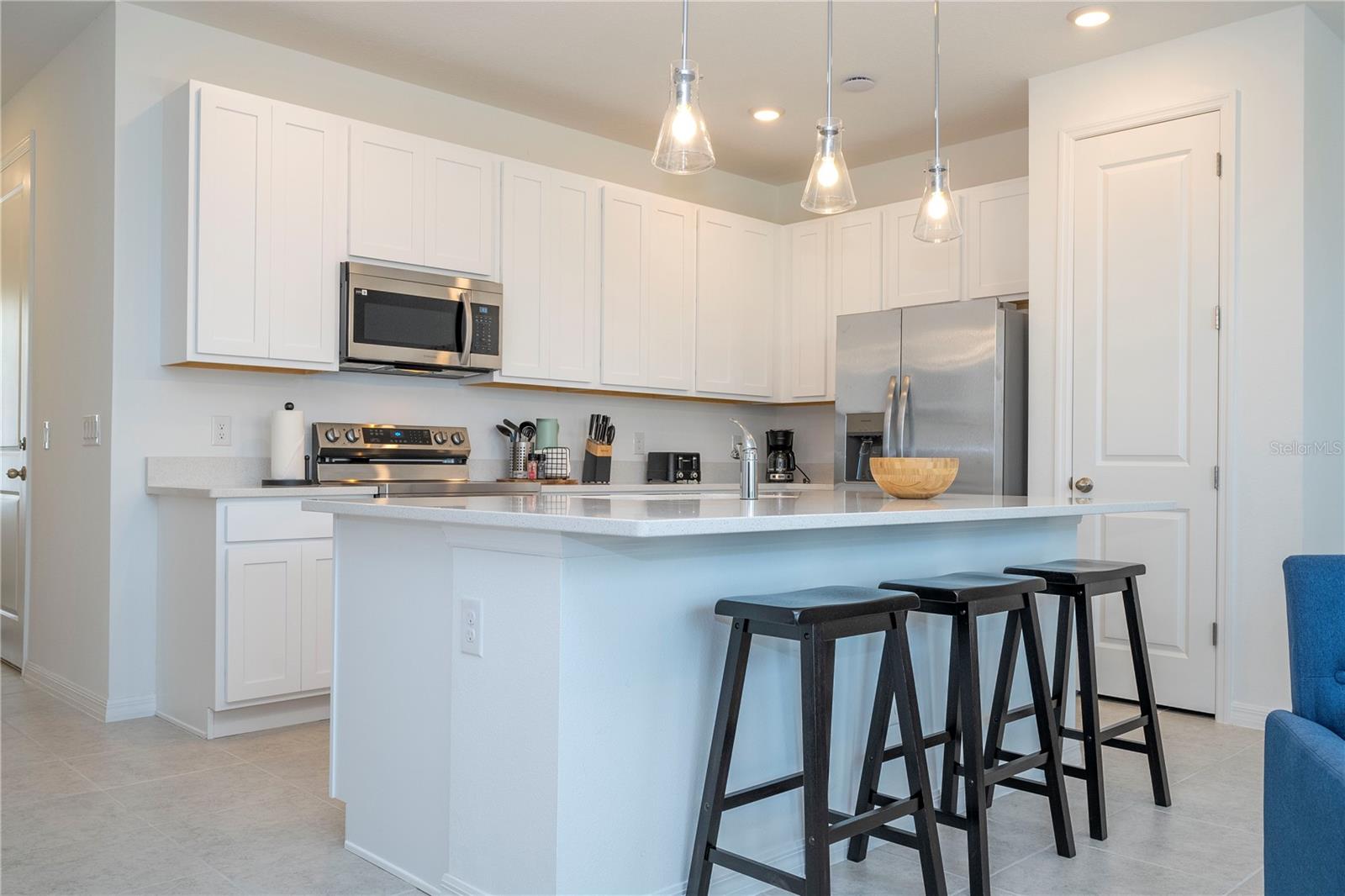 Image 15 of 51 For 686 Longboat Drive