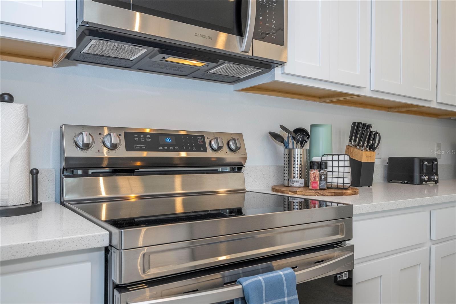 Image 16 of 51 For 686 Longboat Drive