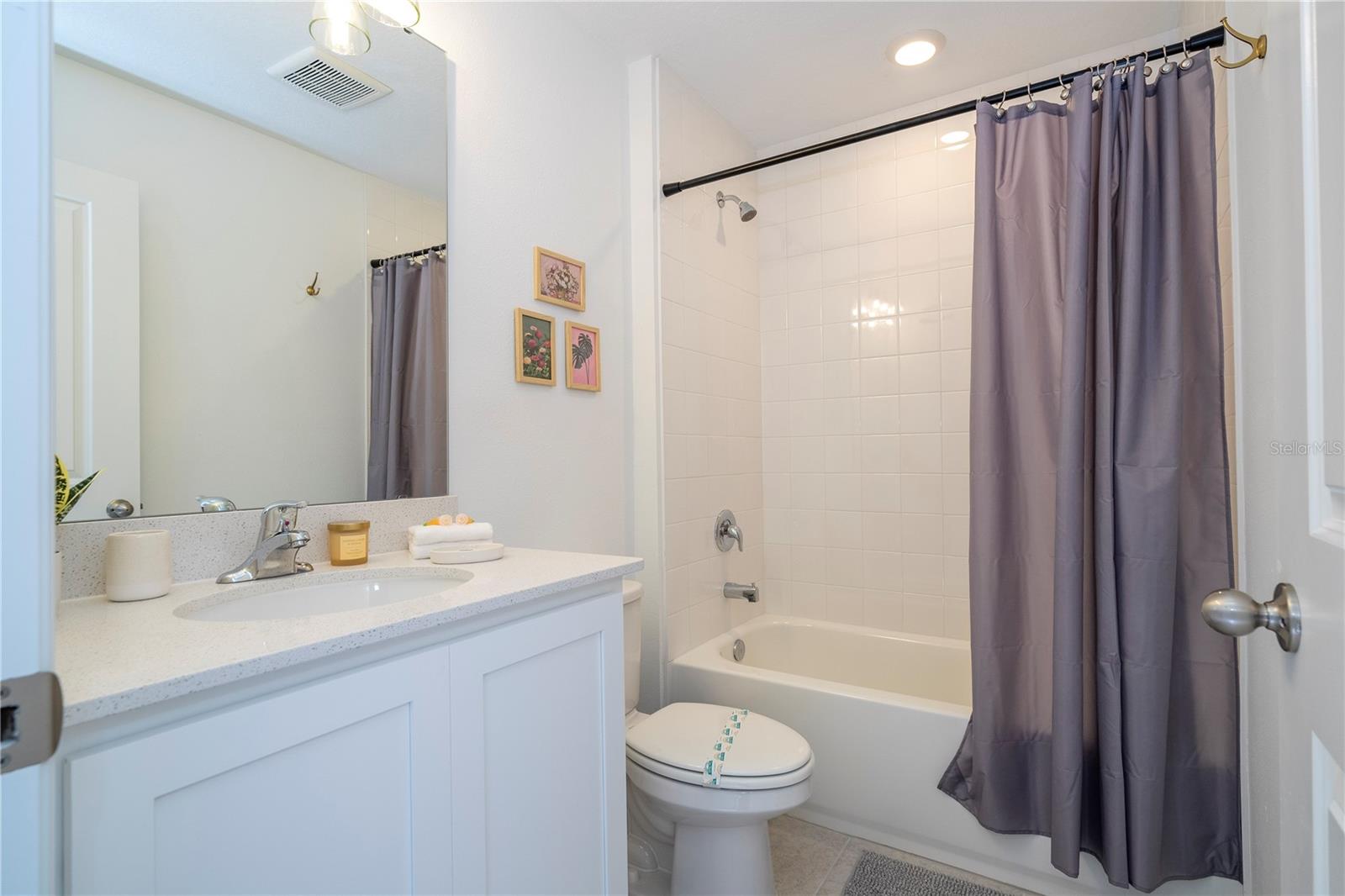 Image 19 of 51 For 686 Longboat Drive