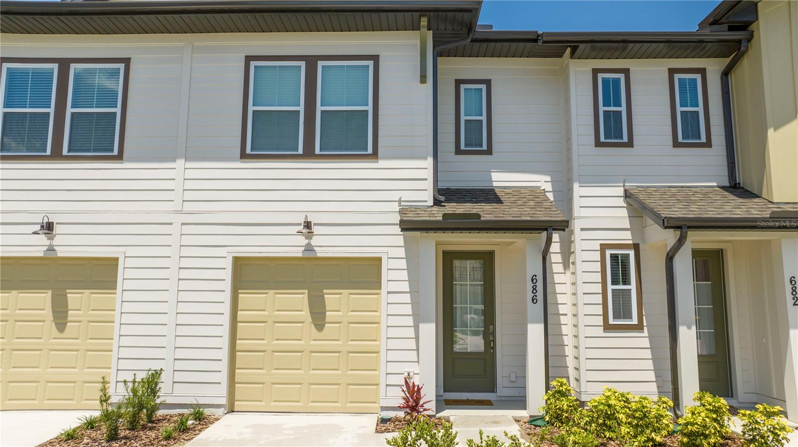 Image 3 of 51 For 686 Longboat Drive