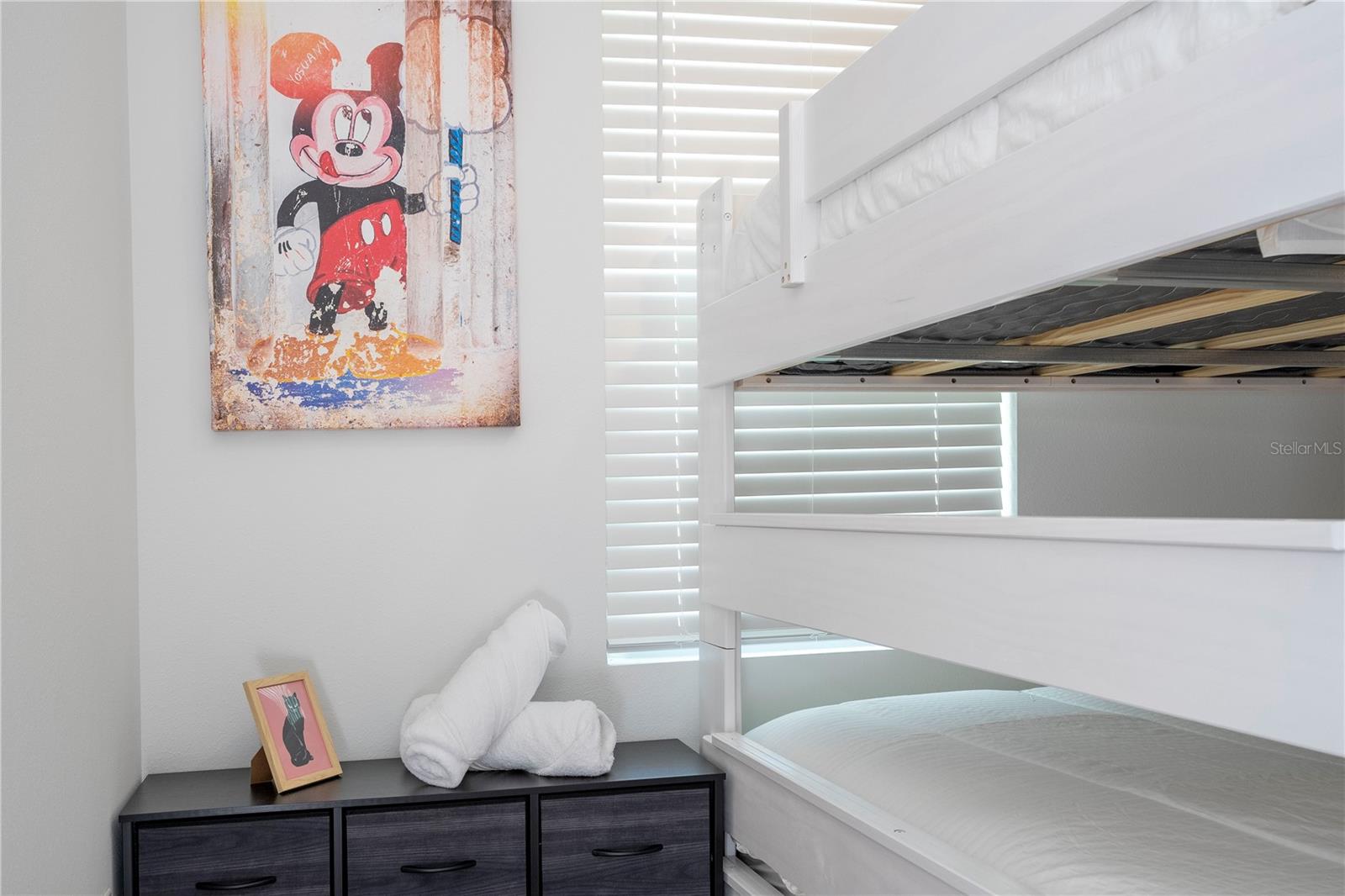 Image 31 of 51 For 686 Longboat Drive