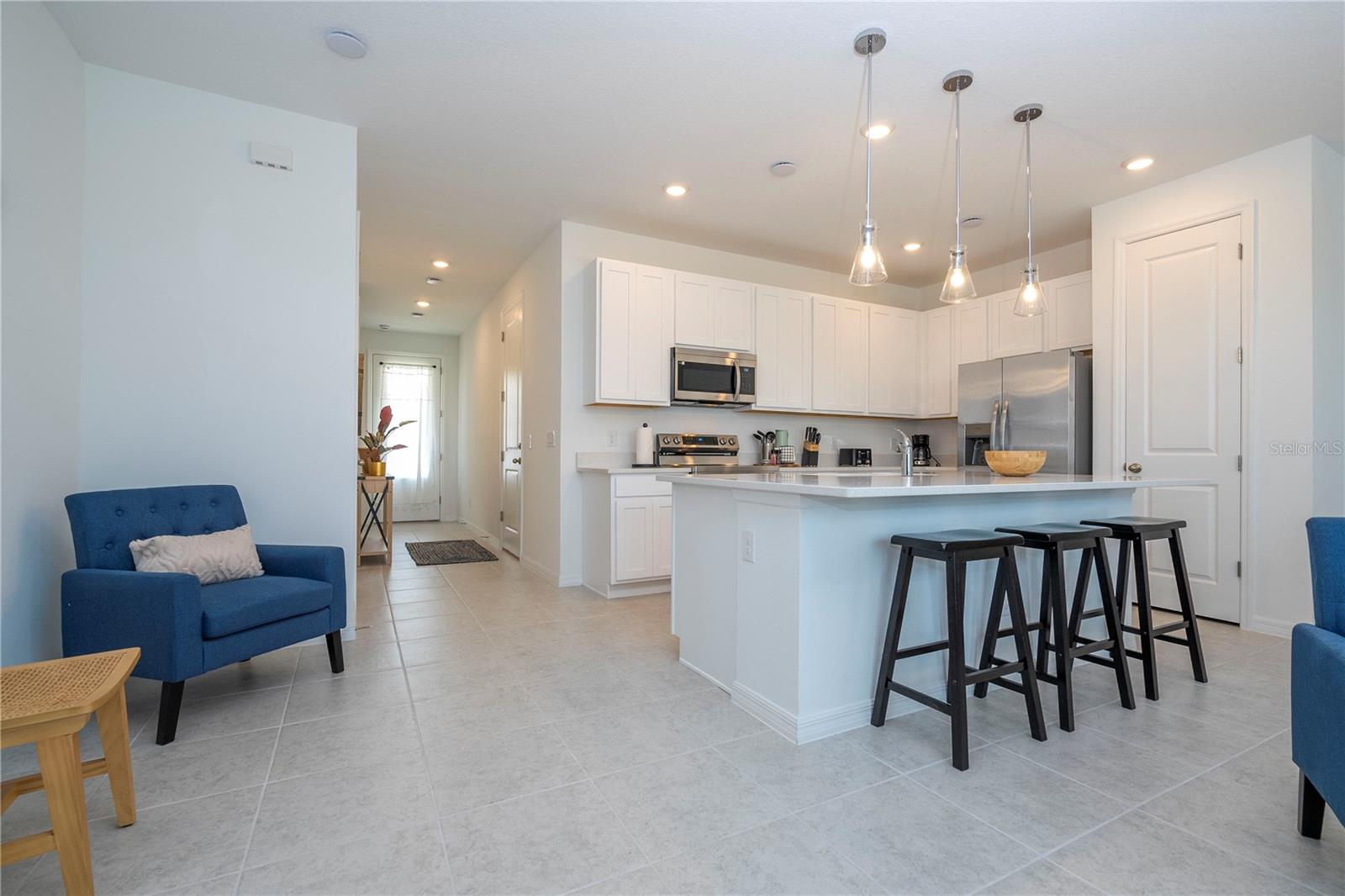 Image 9 of 51 For 686 Longboat Drive