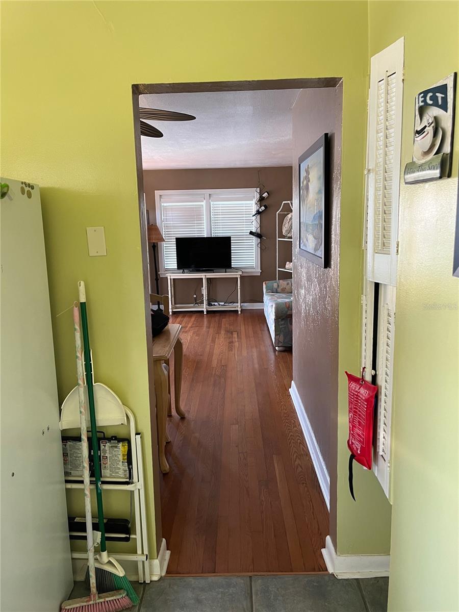 Image 15 of 19 For 328 Sears Avenue