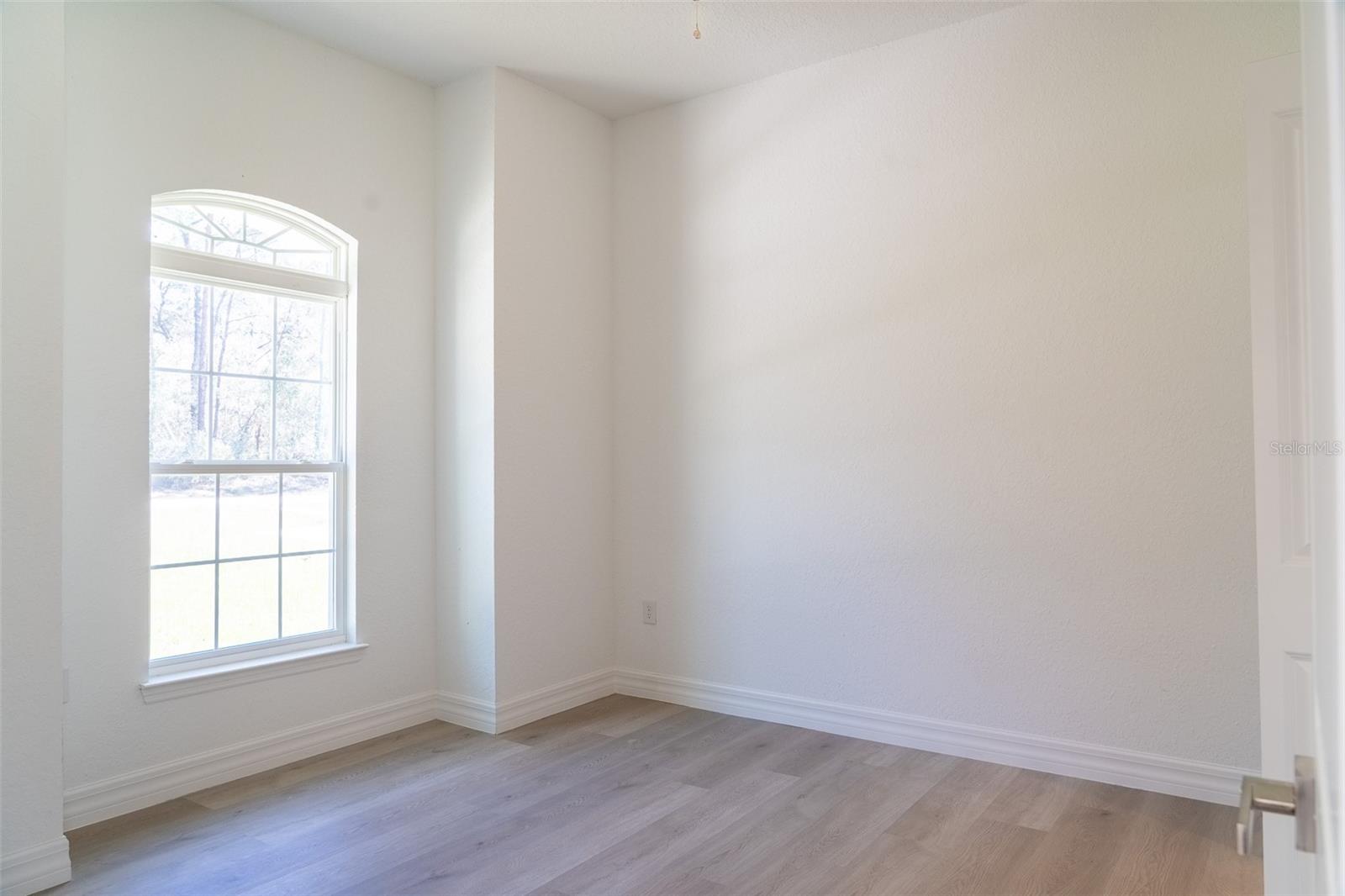 Image 19 of 35 For 16559 48th Terrace