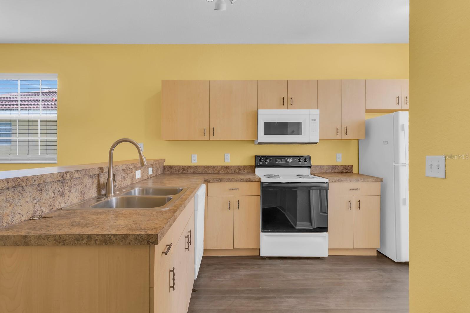 Image 13 of 34 For 13201 Indian Creek Drive B