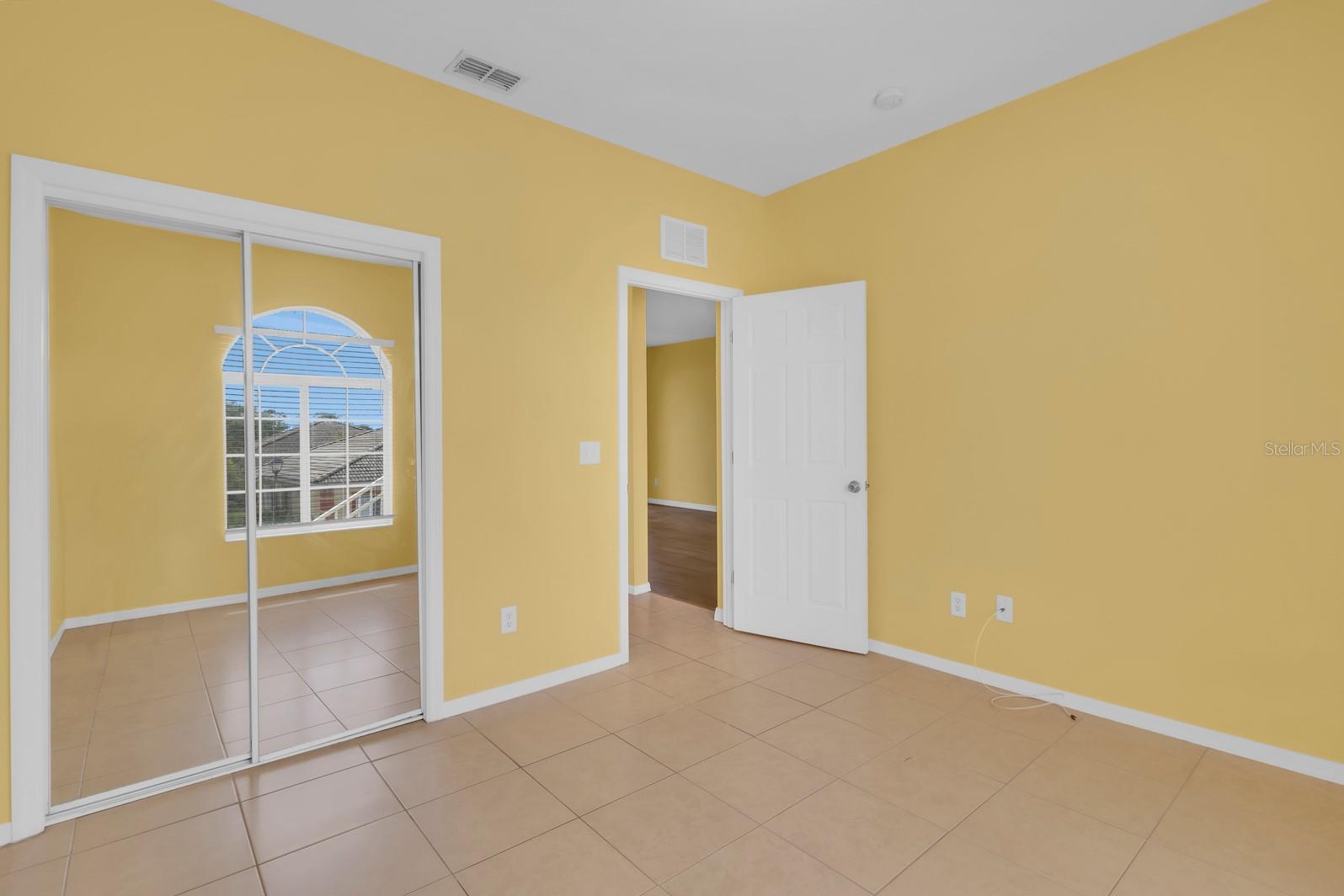 Image 24 of 34 For 13201 Indian Creek Drive B