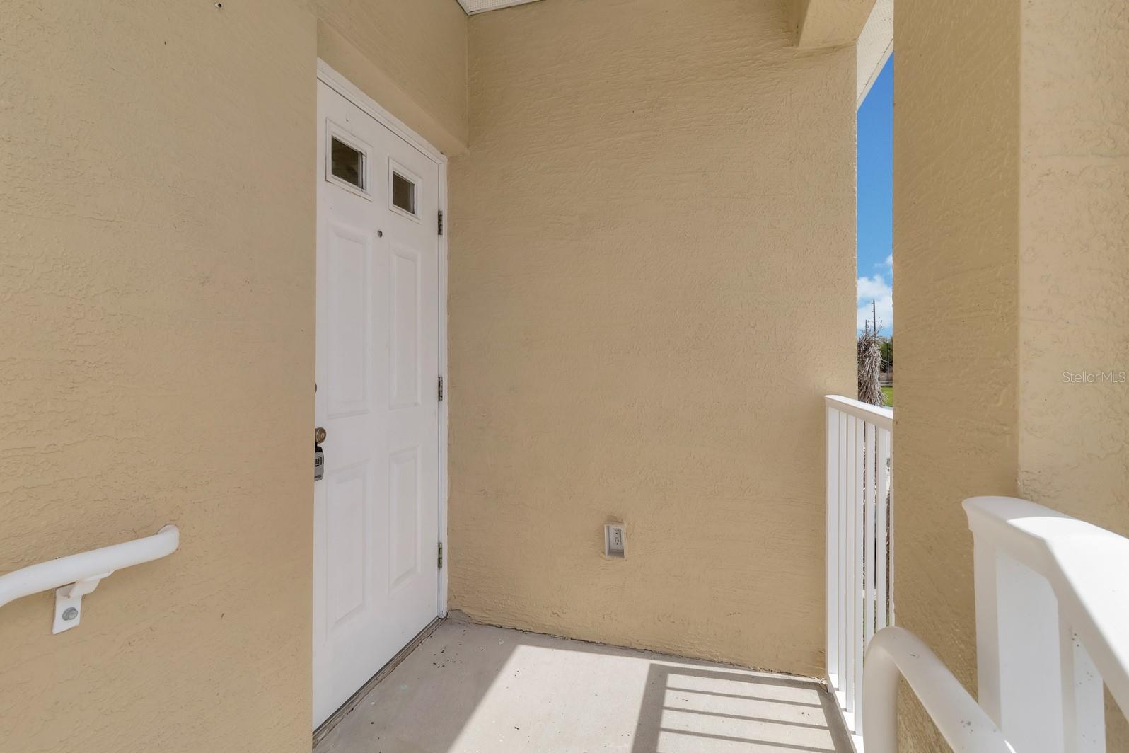 Image 4 of 34 For 13201 Indian Creek Drive B