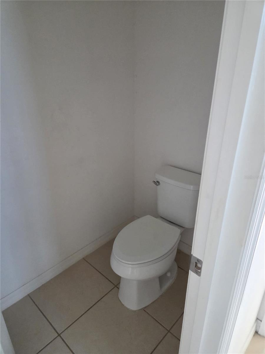 Image 17 of 29 For 5040 Beauclair Street