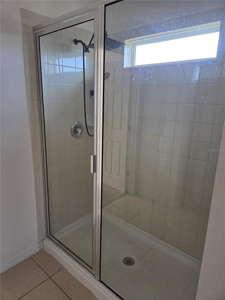 Image 18 of 29 For 5040 Beauclair Street