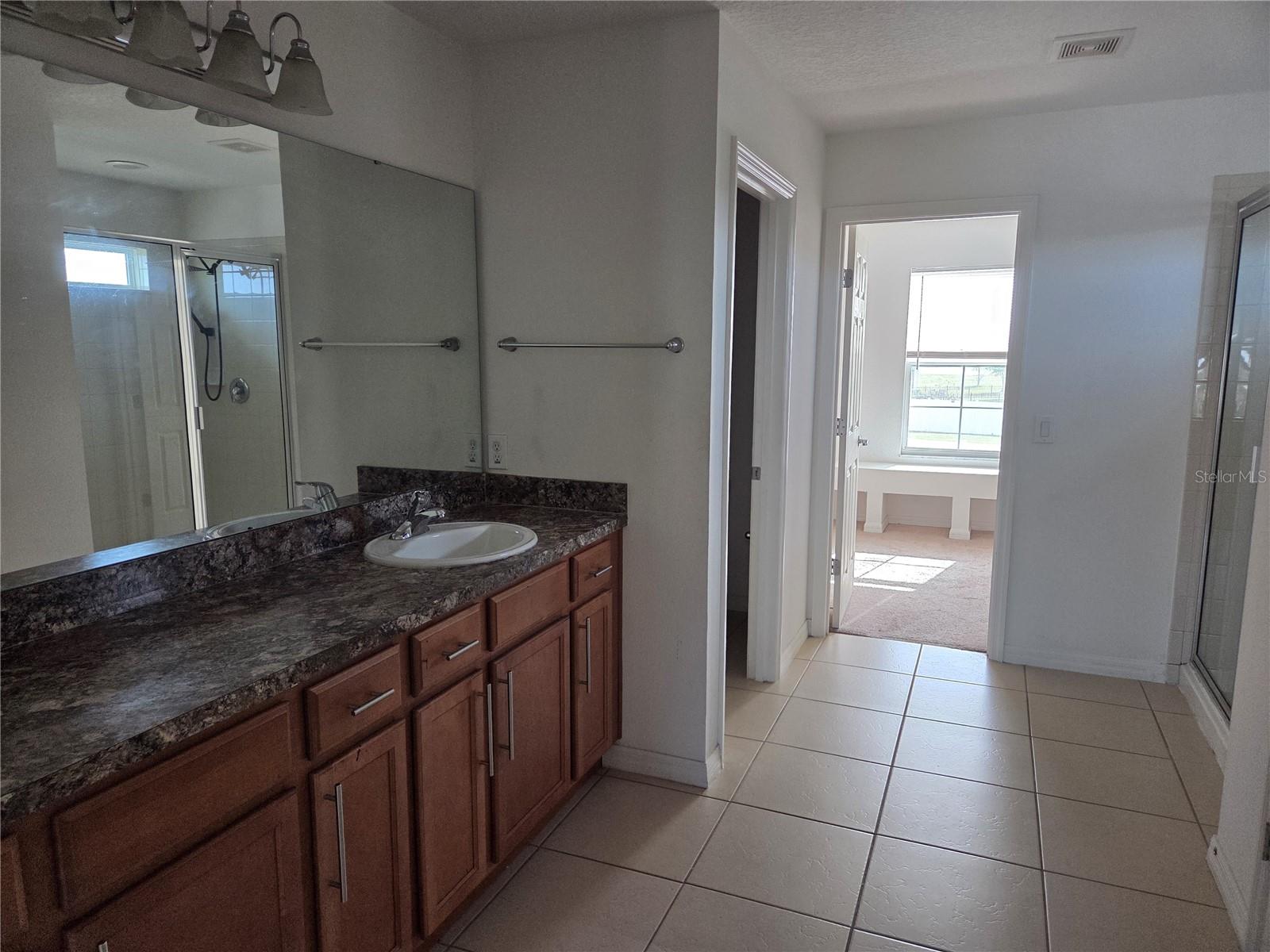 Image 19 of 29 For 5040 Beauclair Street