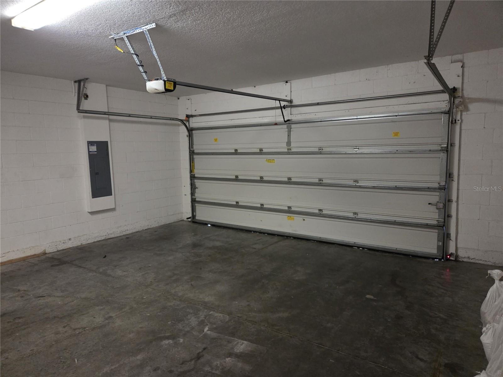 Image 24 of 29 For 5040 Beauclair Street