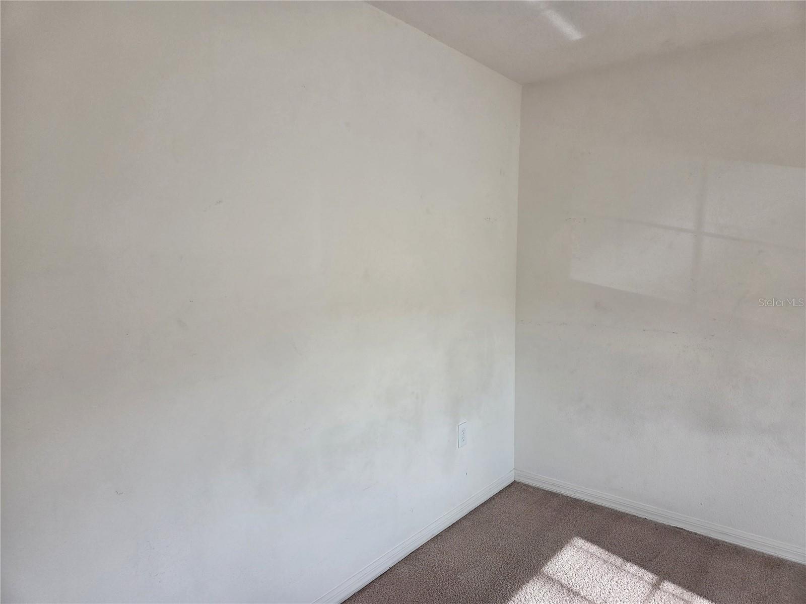 Image 6 of 29 For 5040 Beauclair Street