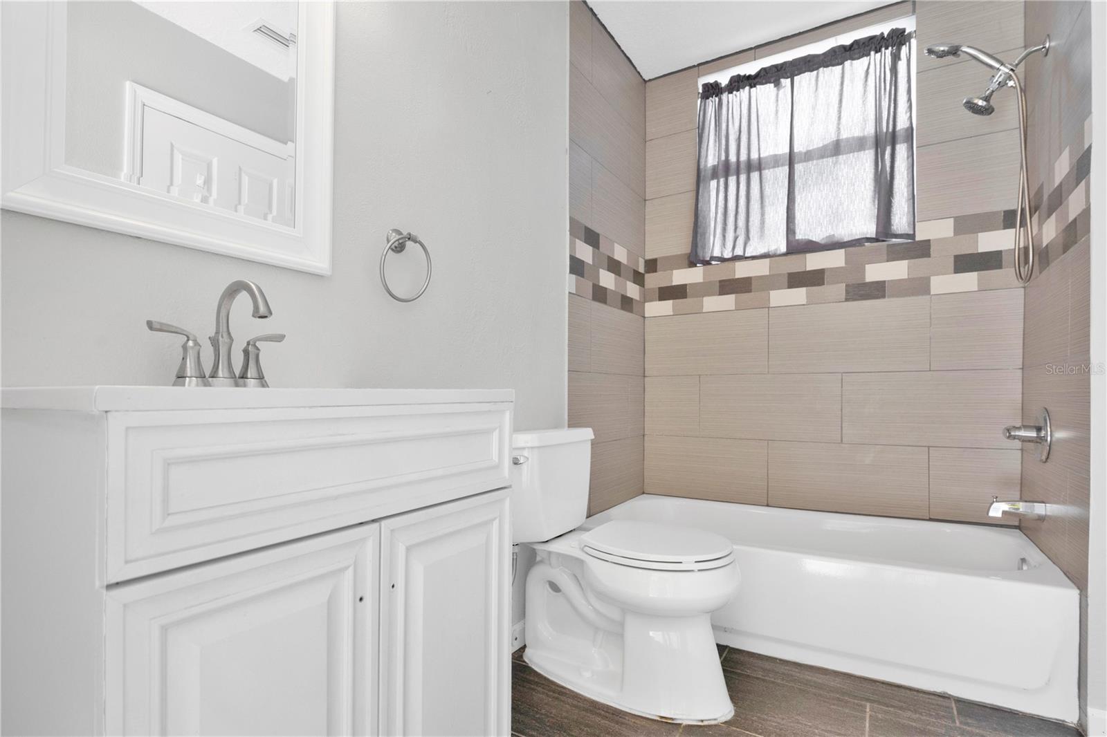 Image 15 of 31 For 503 Montara Drive