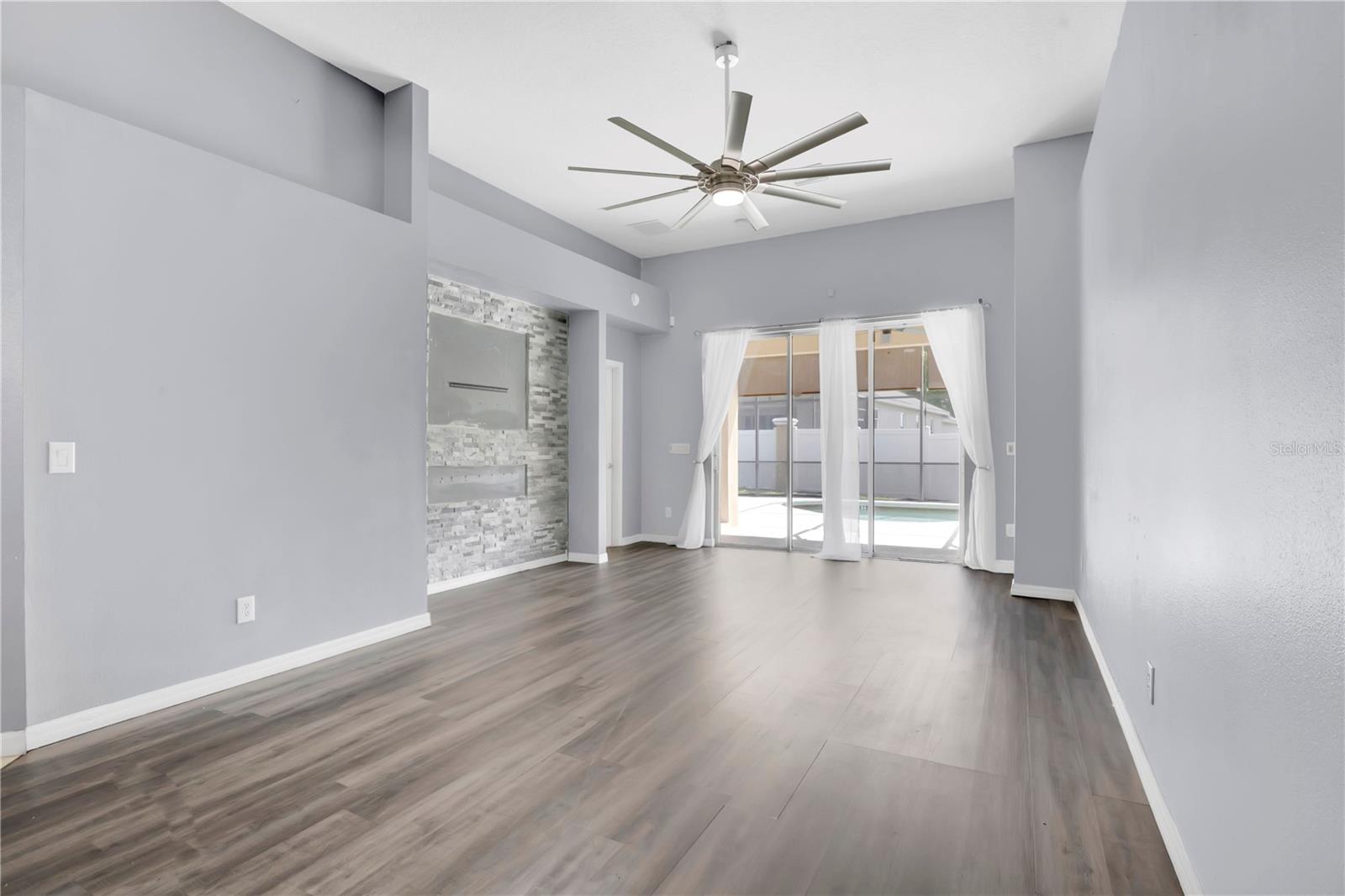 Image 4 of 31 For 503 Montara Drive