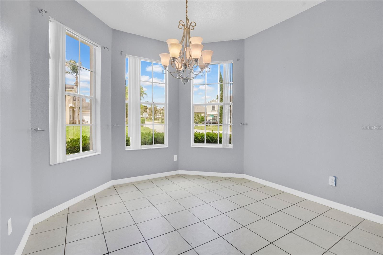 Image 8 of 31 For 503 Montara Drive