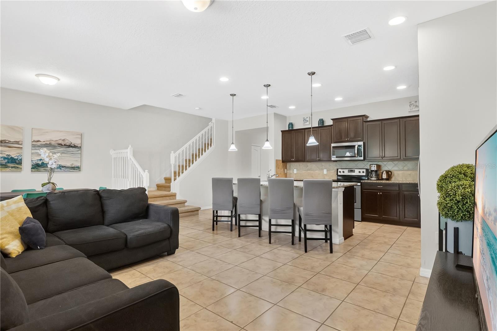 Image 7 of 52 For 8811 Geneve Court