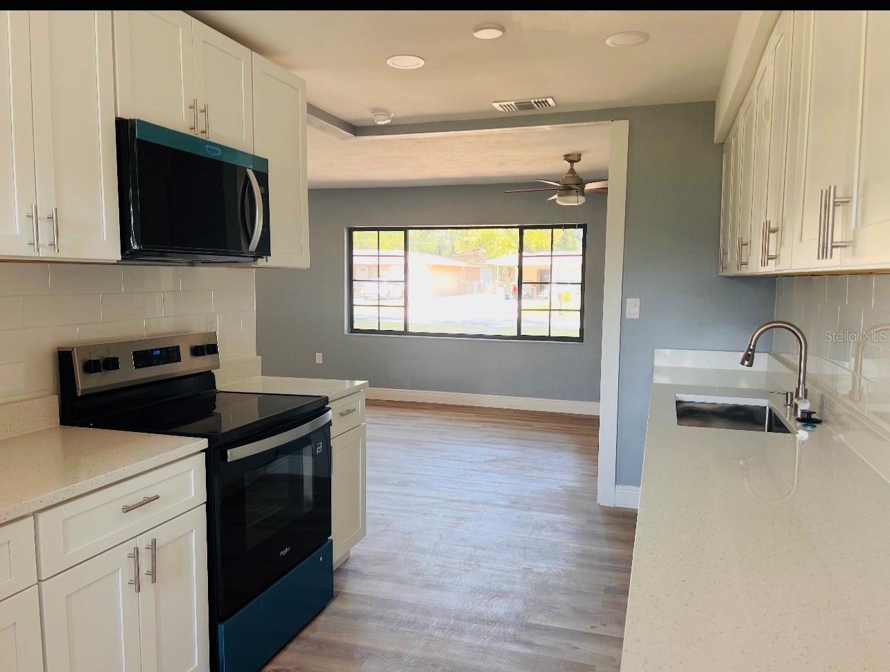 Image 10 of 10 For 2214 Ave B Sw 2214 Ave B Sw