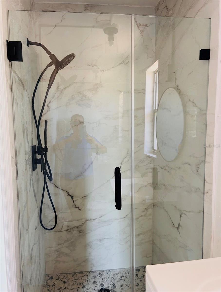 Image 6 of 10 For 2214 Ave B Sw 2214 Ave B Sw