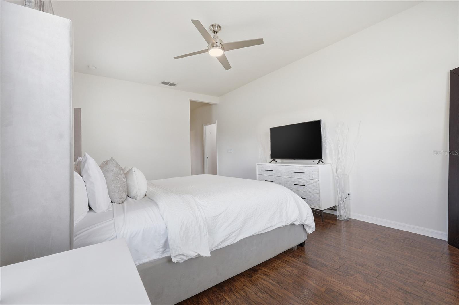 Image 29 of 45 For 2864 Running Brook Circle