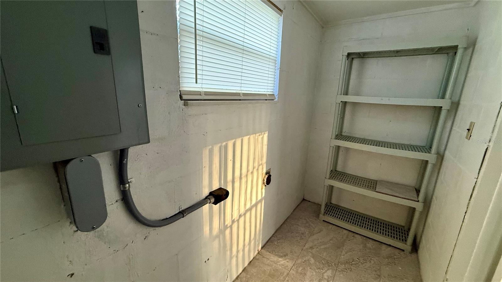 Image 12 of 16 For 724 Lincoln Street