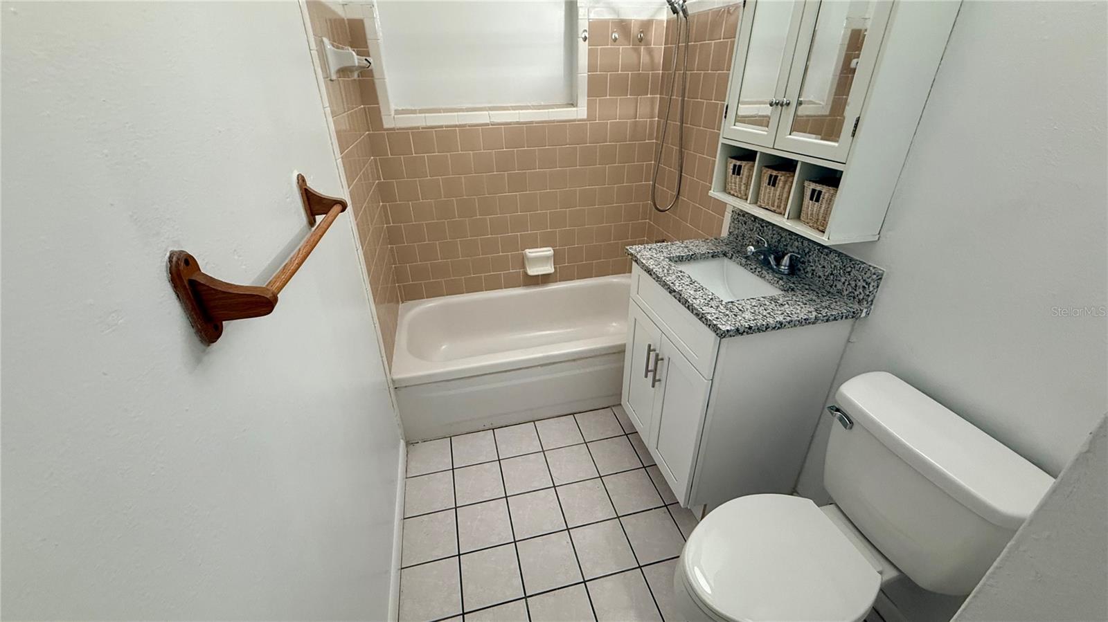 Image 13 of 16 For 724 Lincoln Street