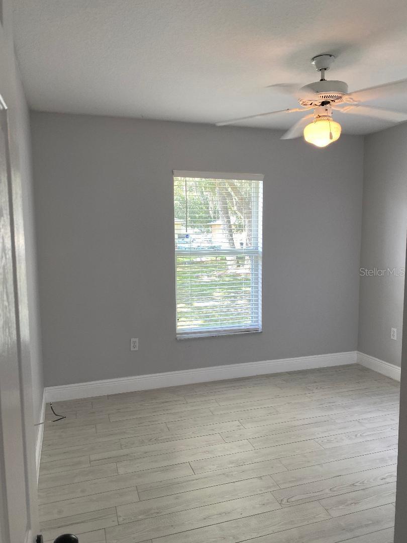 Image 11 of 13 For 443 Flamingo Court