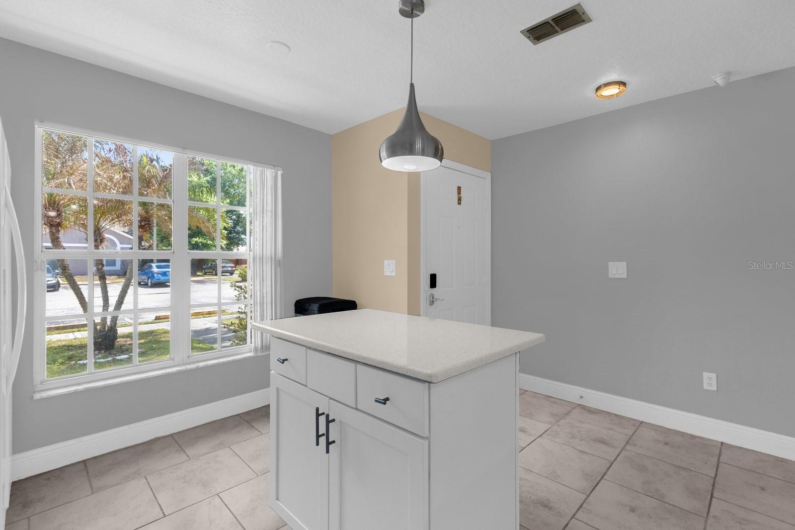 Image 11 of 23 For 2178 Cypress Bay Boulevard