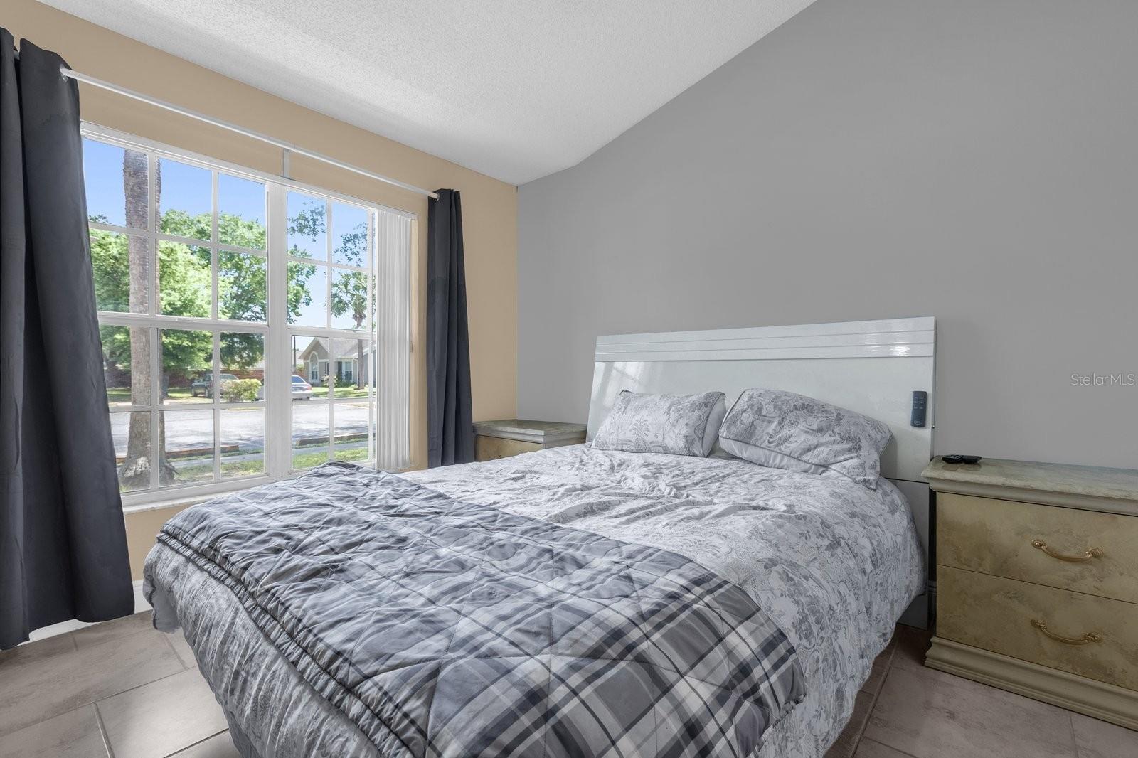 Image 13 of 23 For 2178 Cypress Bay Boulevard