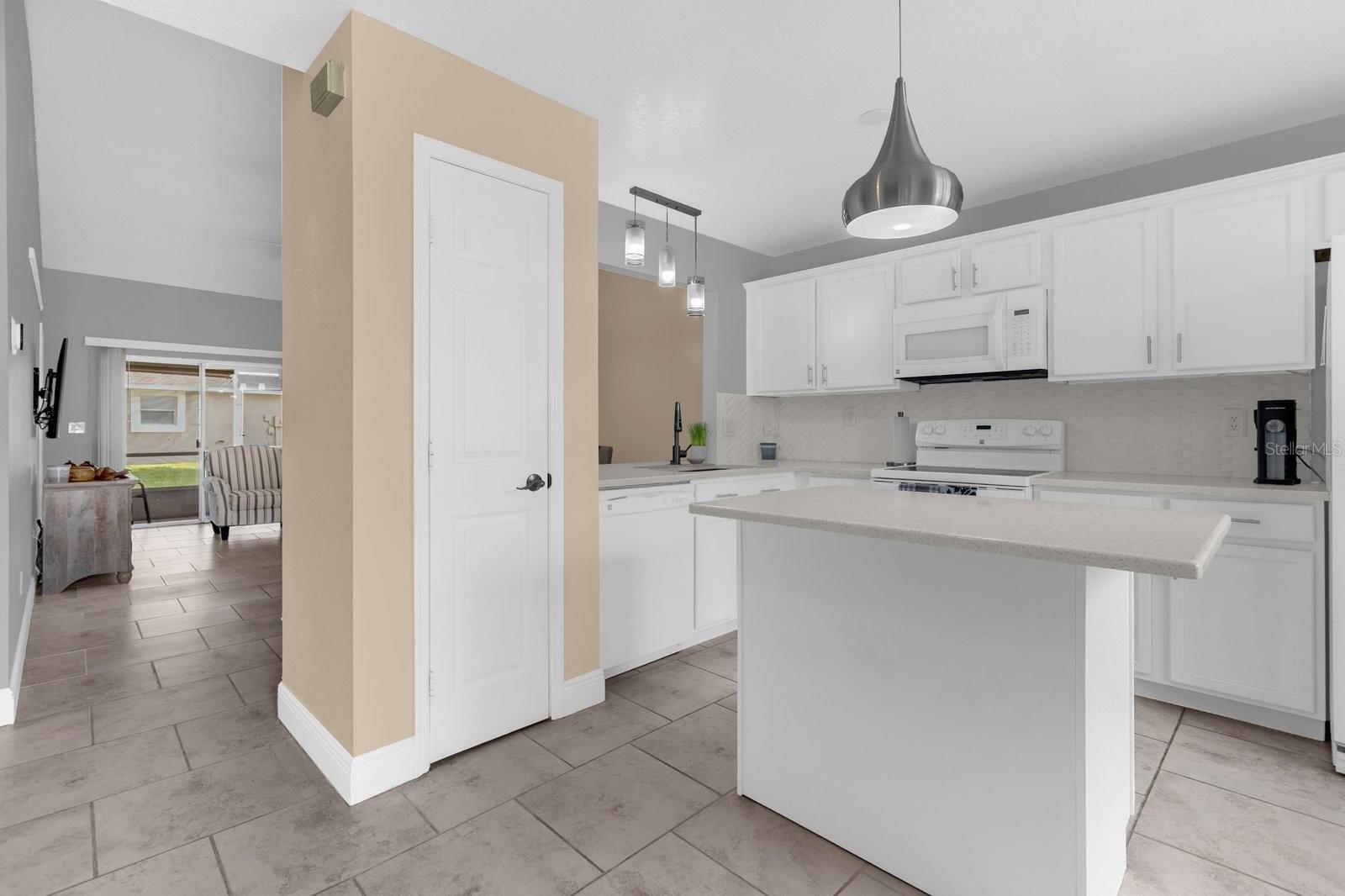 Image 2 of 23 For 2178 Cypress Bay Boulevard