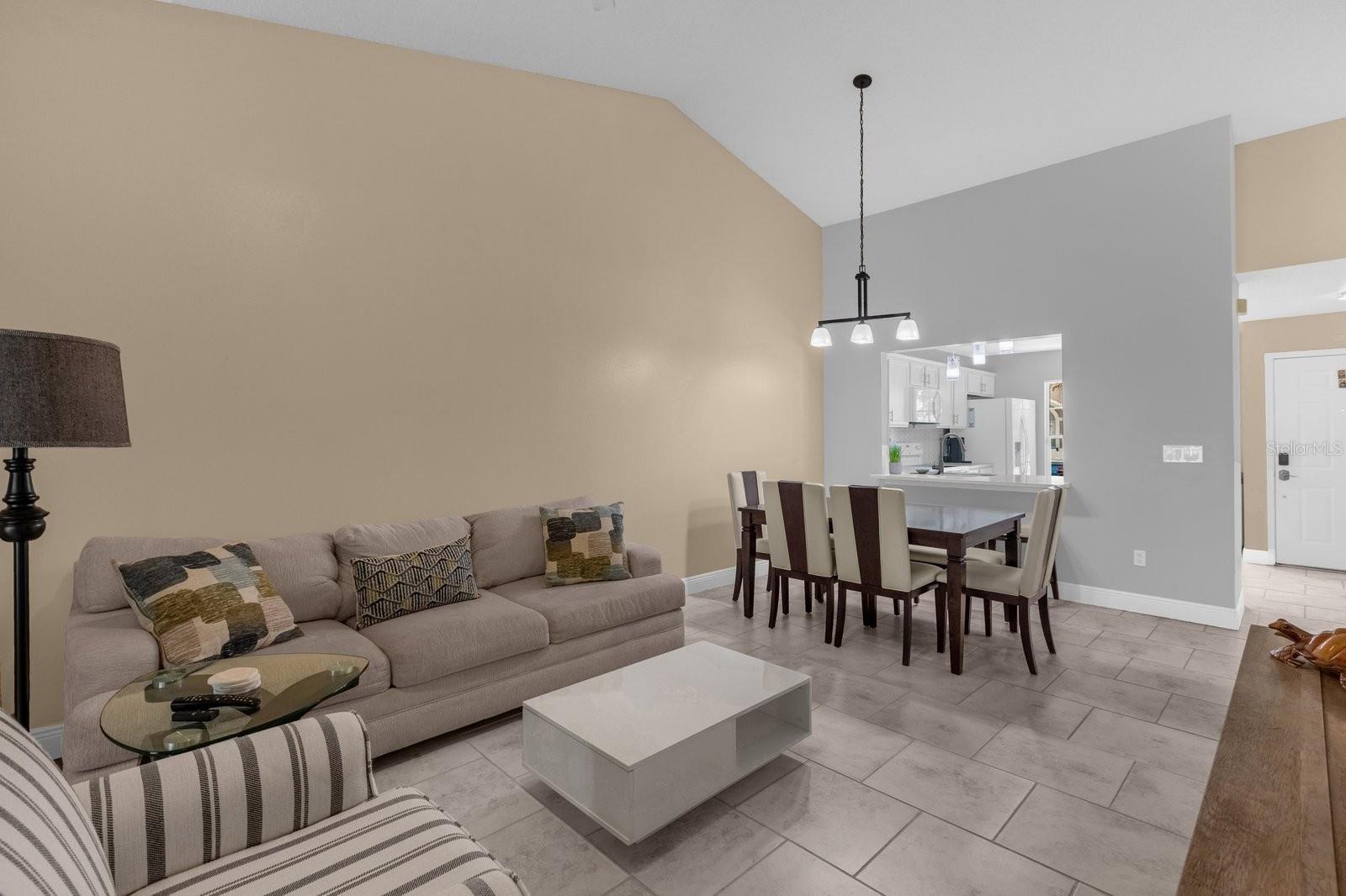 Image 5 of 23 For 2178 Cypress Bay Boulevard