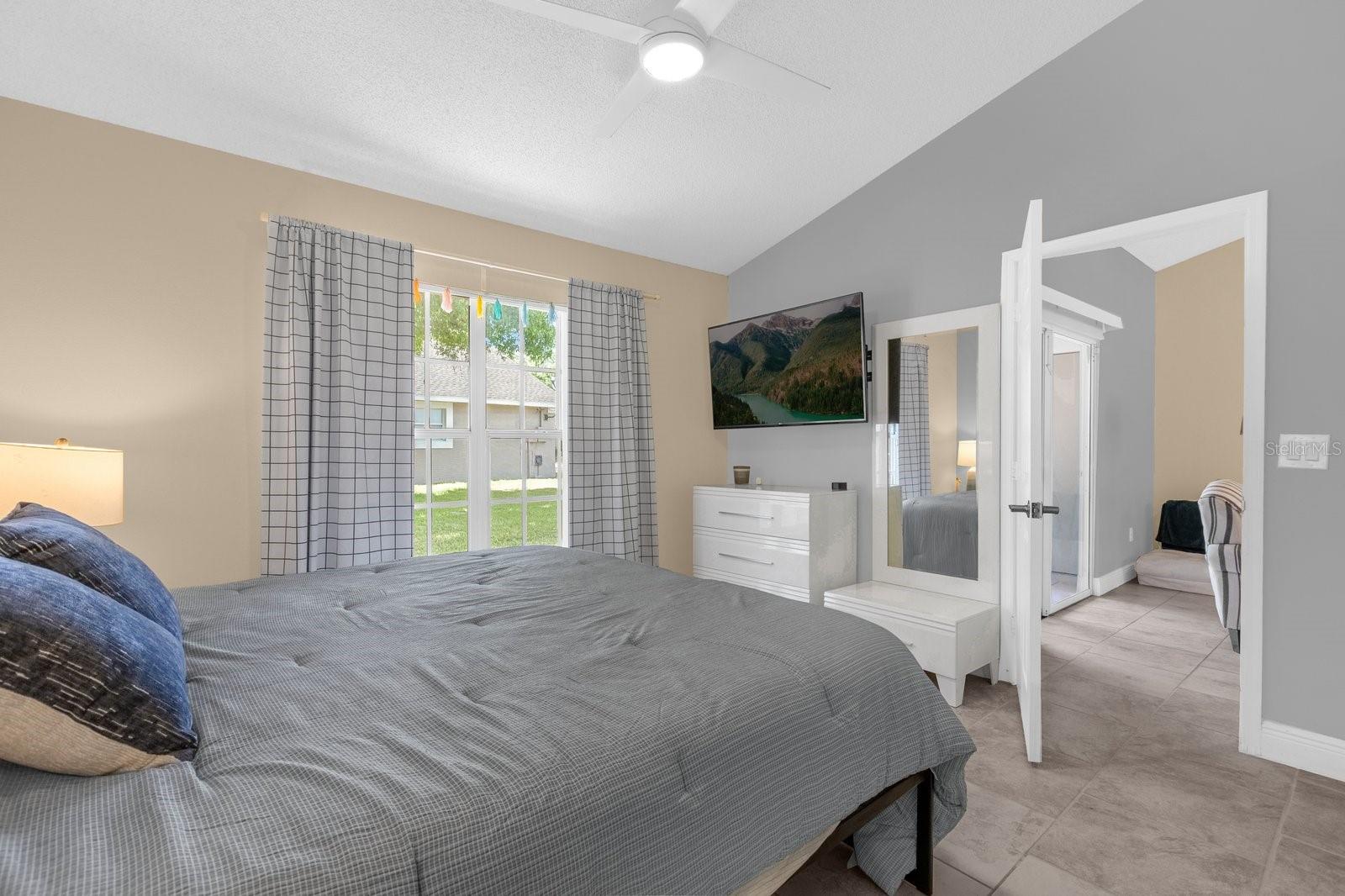 Image 6 of 23 For 2178 Cypress Bay Boulevard