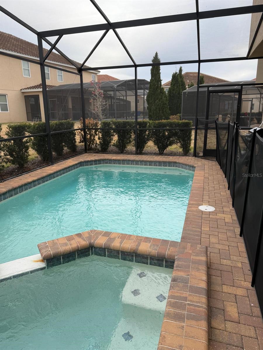 Image 17 of 56 For 5517 Misty Oak Circle