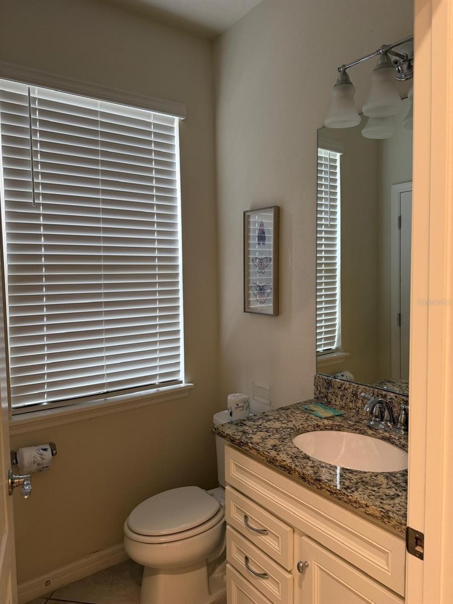 Image 21 of 56 For 5517 Misty Oak Circle