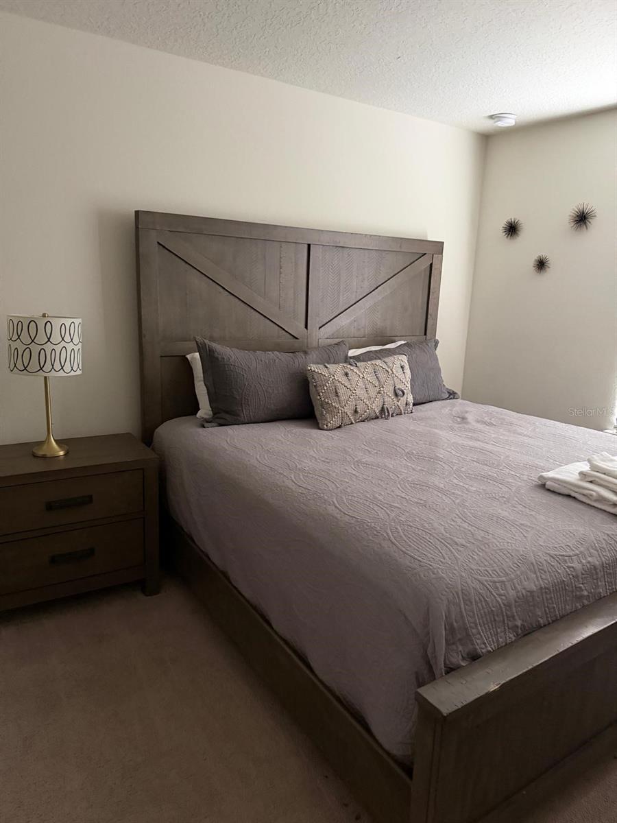 Image 34 of 56 For 5517 Misty Oak Circle