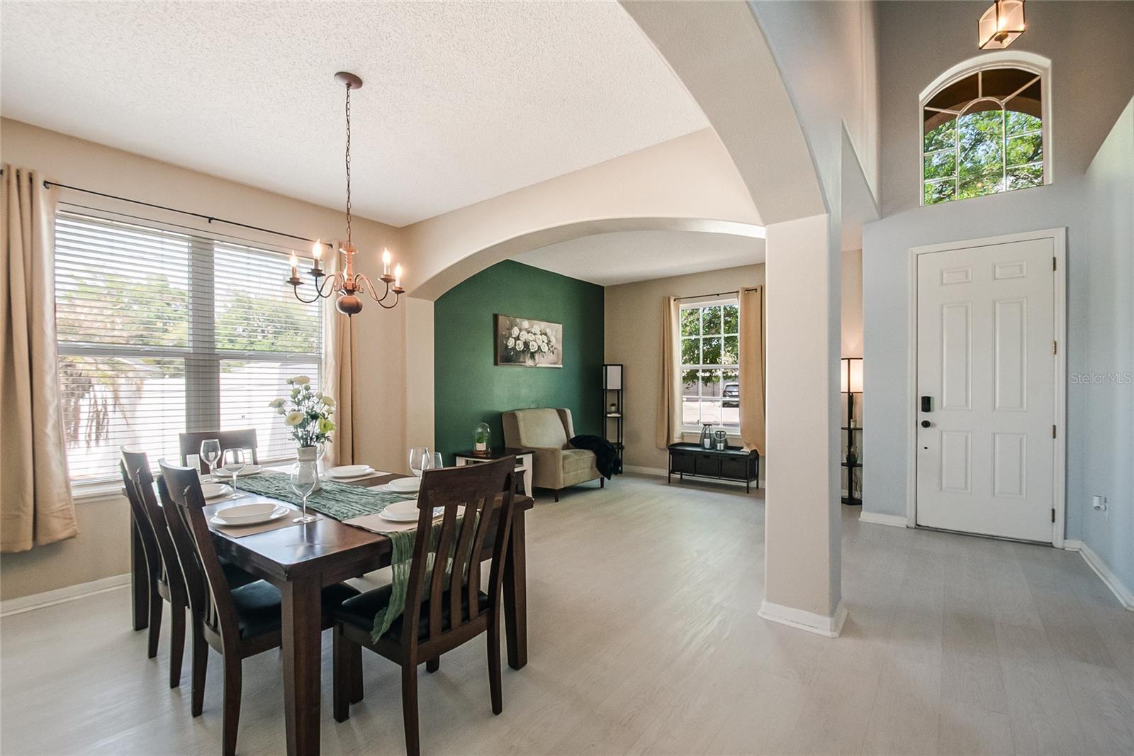 Image 12 of 77 For 1112 Lavaur Court