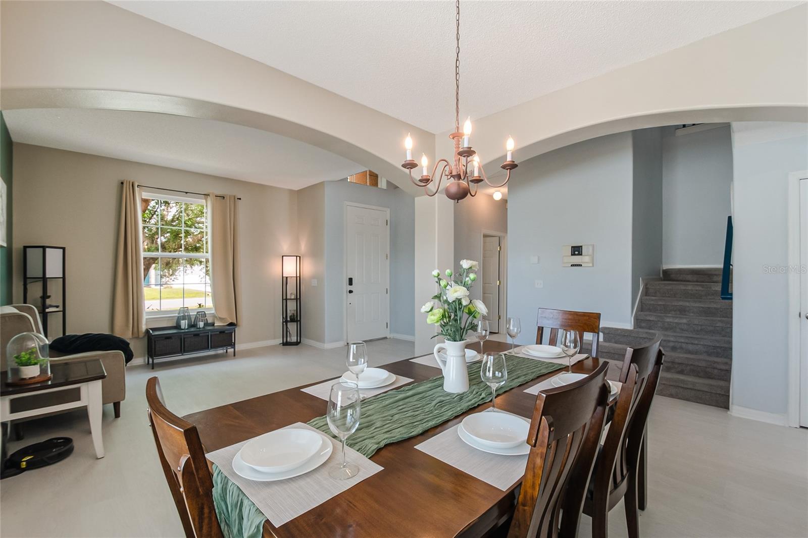 Image 14 of 77 For 1112 Lavaur Court