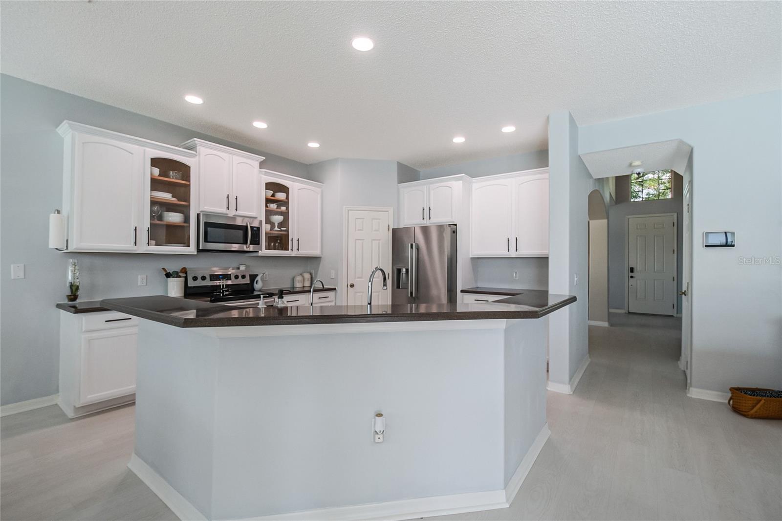 Image 16 of 77 For 1112 Lavaur Court