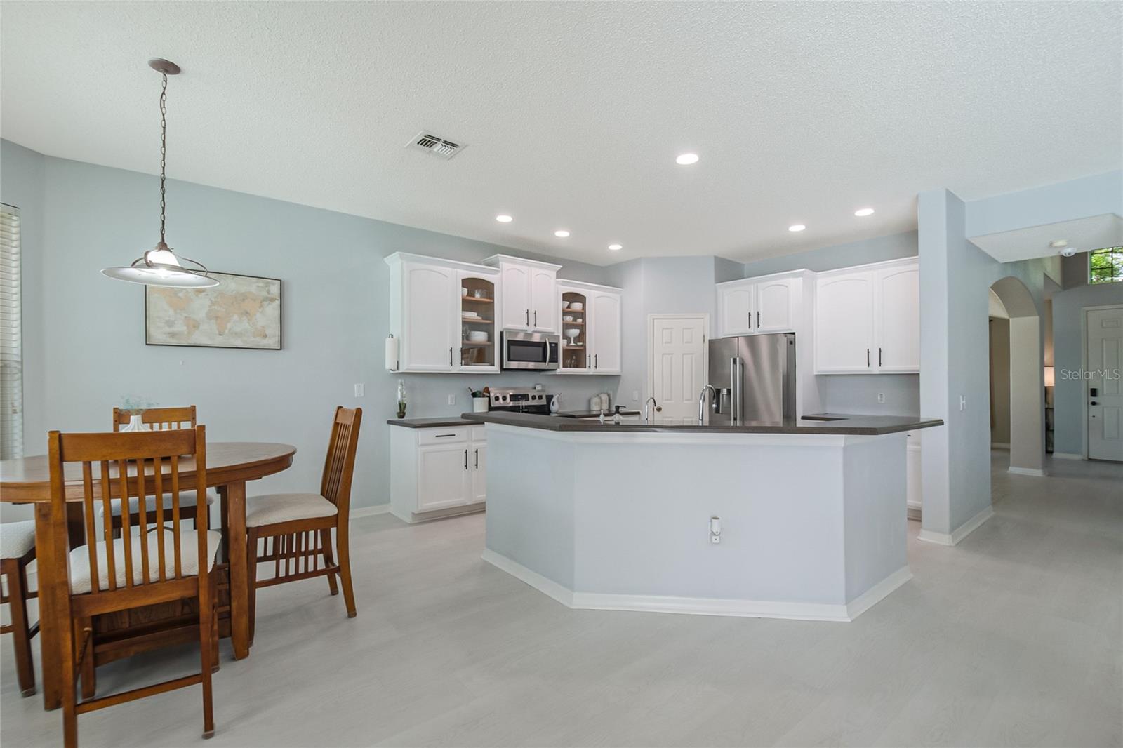 Image 22 of 77 For 1112 Lavaur Court