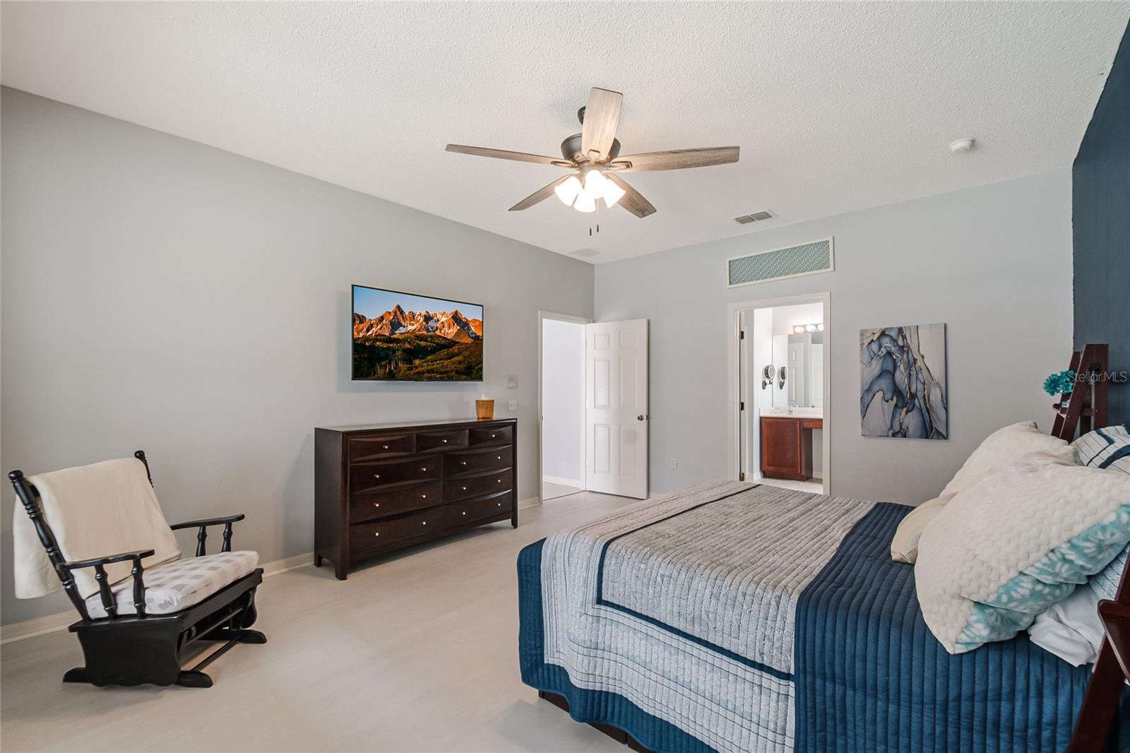 Image 32 of 77 For 1112 Lavaur Court