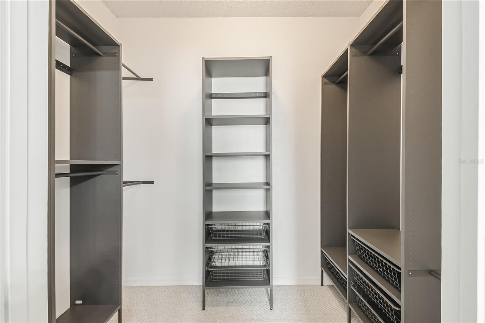 Image 35 of 77 For 1112 Lavaur Court