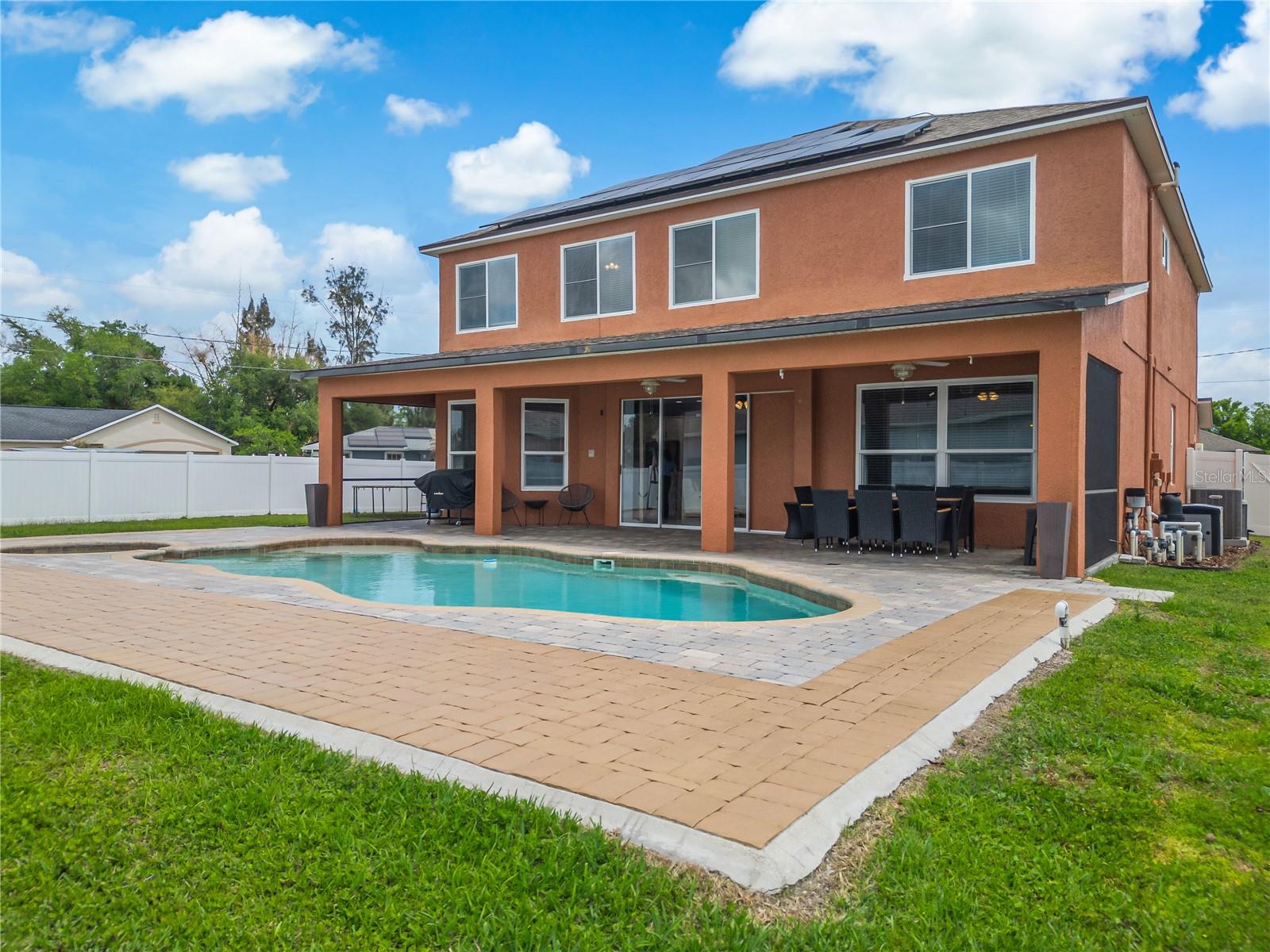 Image 65 of 77 For 1112 Lavaur Court