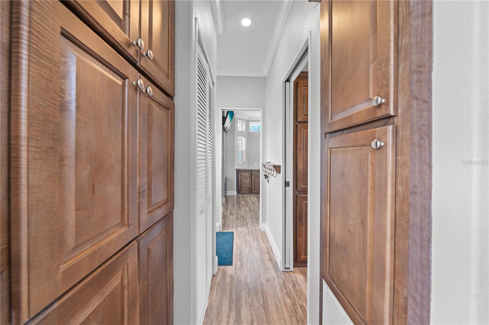 Image 14 of 53 For 1315 Pine Island Dr N