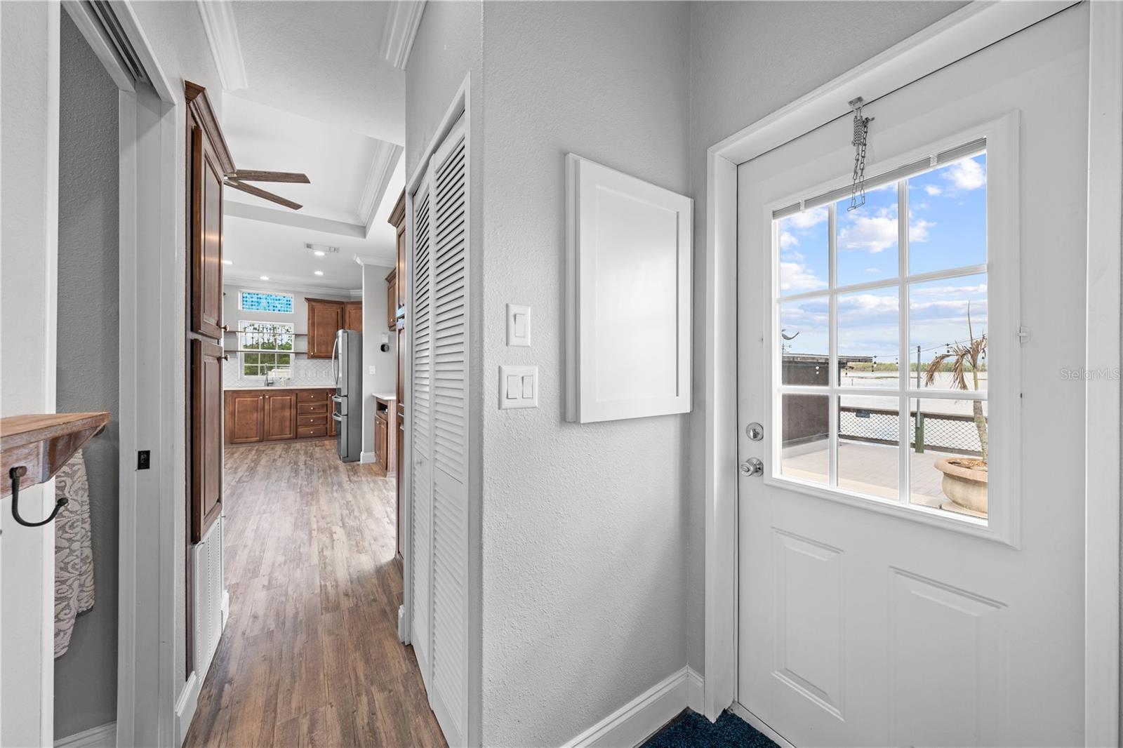 Image 15 of 53 For 1315 Pine Island Dr N