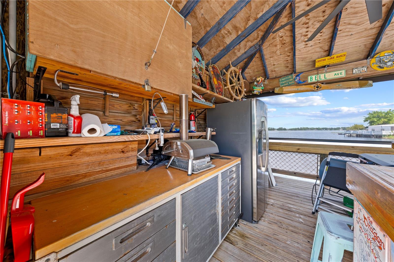 Image 32 of 53 For 1315 Pine Island Dr N