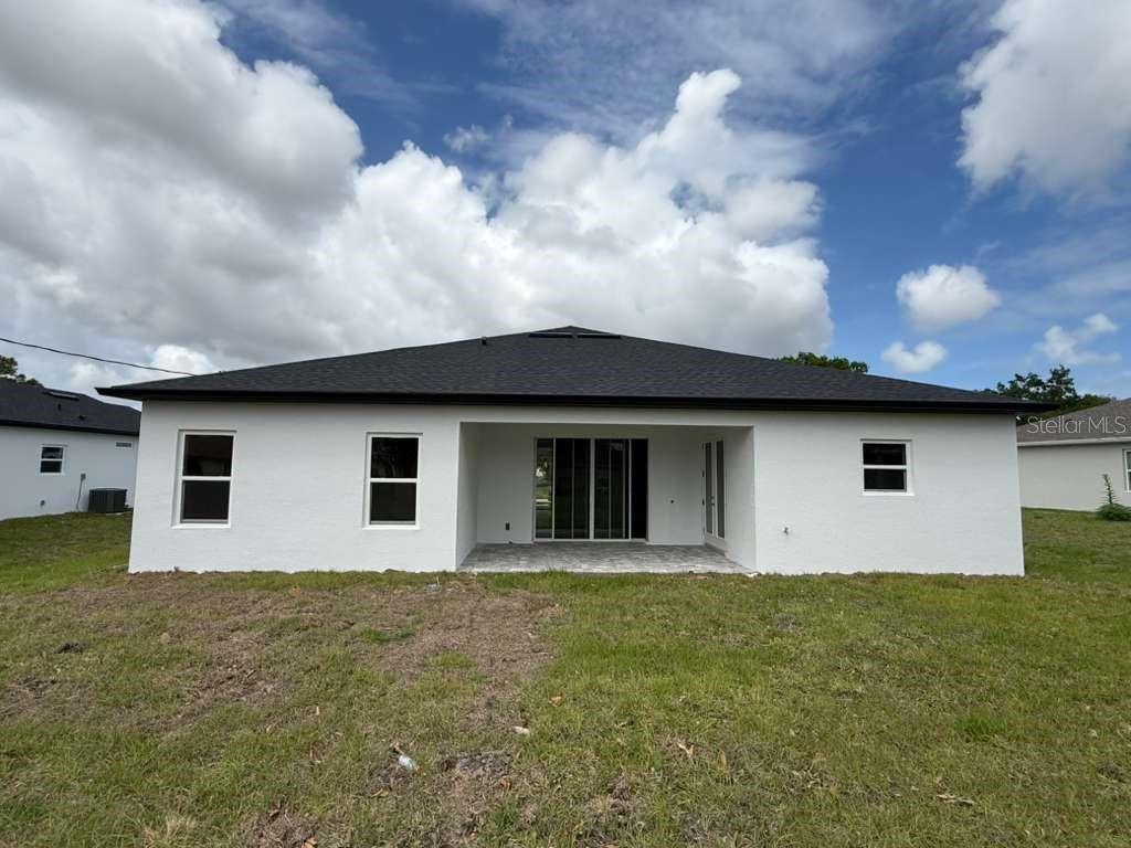 Image 23 of 26 For 438 Awin Circle Se