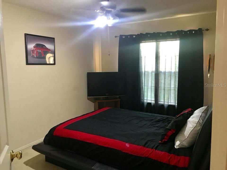 Image 6 of 12 For 1142 Lake Biscayne Way