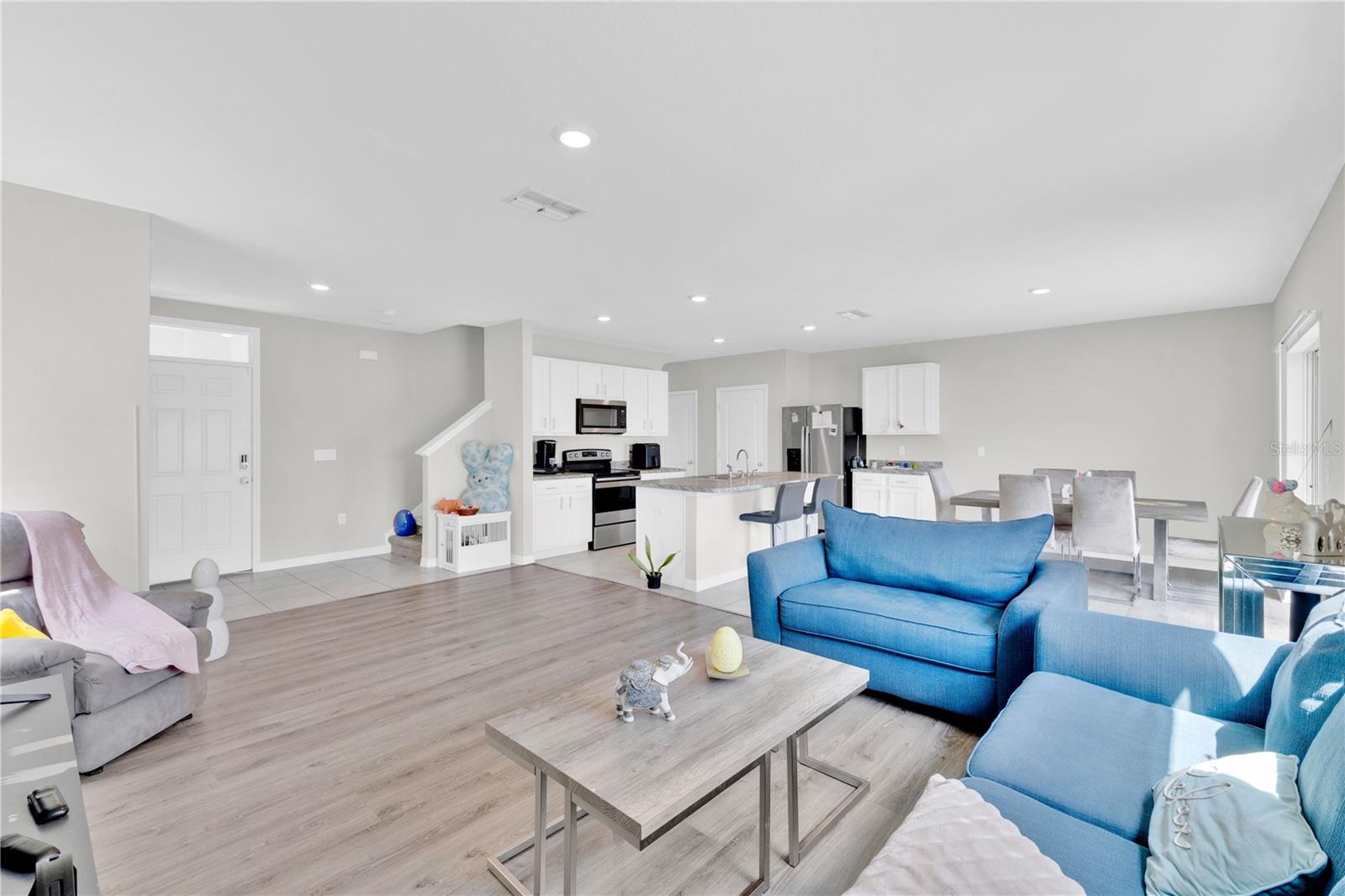 Image 4 of 39 For 167 Eagleview Loop